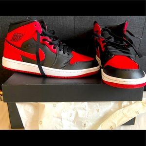 Jordan 1 Banned 7.5M